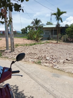 Bán lô đất nền vị trí đẹp cạnh tuyến đường 60m Cao Bá Quát- đại lộ Võ Nguyên Giáp Nha Trang