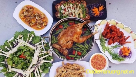 Quán Lẩu Gà Ớt Hiểm Ngon Quận 7 Nhà Bè