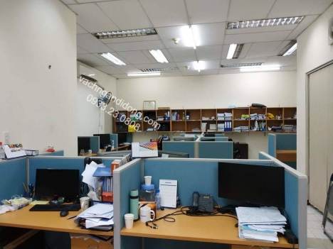 vách ngăn bàn làm việc 27
