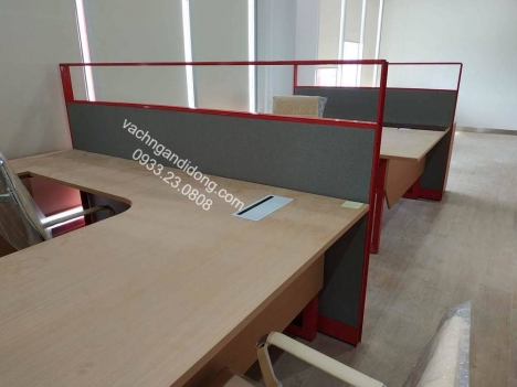 vách ngăn bàn làm việc 23