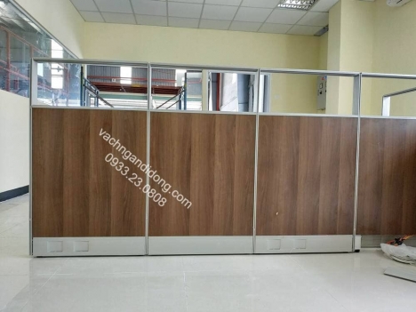 vách ngăn văn phòng 22