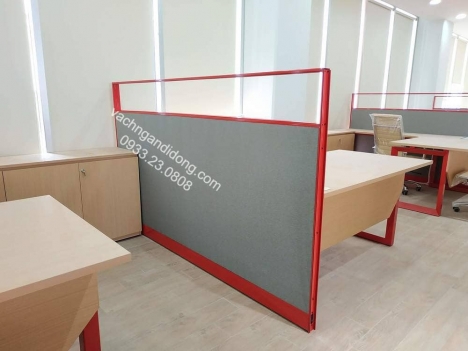 vách ngăn bàn làm việc 23