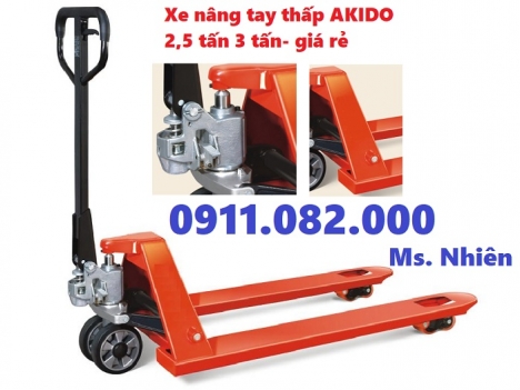 Công ty bán xe nâng tay thấp 3 tấn giá rẻ tại sóc trăng- lh 0911082000