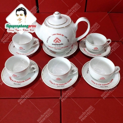 Top 3 Bộ Bình Trà Bát Tràng Chỉ Vàng Dùng Làm Quà Tặng