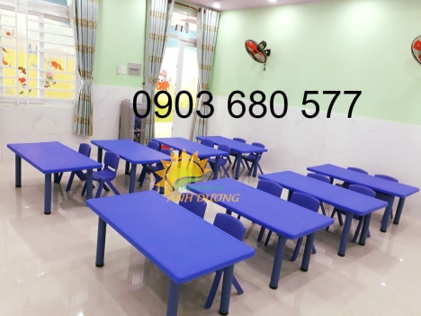 Cần bán bàn ghế nhựa trẻ em dành cho trường lớp mầm non, gia đình