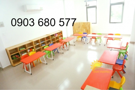 Cần bán bàn ghế nhựa trẻ em dành cho trường lớp mầm non, gia đình