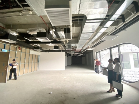 Chính chủ cho thuê 247m2 sàn văn phòng cao cấp mặt đường phạm hùng