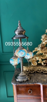 Giao lưu vài em đèn sàn và đèn bàn cao cấp