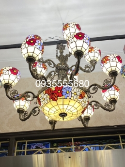 Thanh lý bộ đèn chùm tiffany hai tầng đa sắc