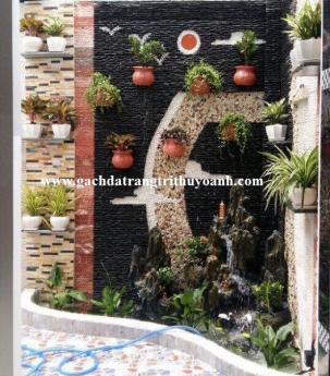 Tiểu cảnh sân vườn trang trí bằng đá suối tự do