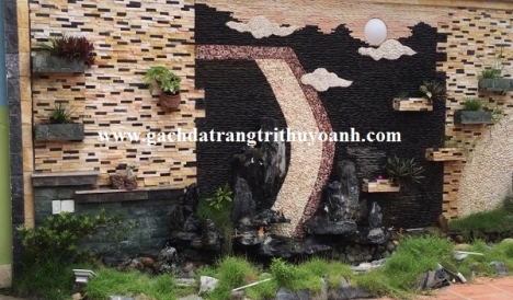 Tiểu cảnh sân vườn trang trí bằng đá suối tự do