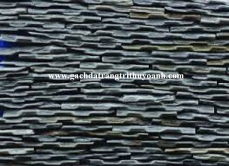 Tiểu cảnh sân vườn trang trí bằng đá suối tự do