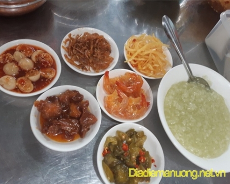 Quán Cháo Trắng Lá Dứa, Cháo Đậu Đen Ngon Quận 2