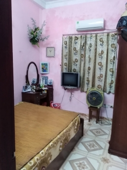 Bán gấp nhà đẹp phố Phú Thượng cực kỳ hiếm 40,7m2 x 3,5 tẫng 3,3m, giá 3 tỷ 050