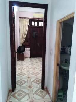 Bán gấp nhà đẹp phố Phú Thượng cực kỳ hiếm 40,7m2 x 3,5 tẫng 3,3m, giá 3 tỷ 050