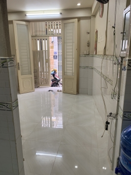 Nhà Nguyên Căn 4x8m,1 Lầu 2 Phòng Hẻm Đ. Tân Mỹ, Quận 7