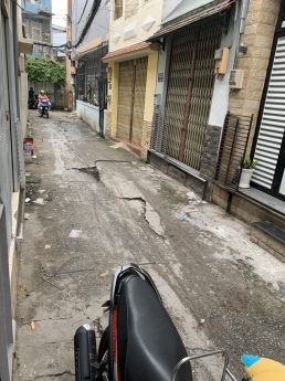Nhà Nguyên Căn 4x8m,1 Lầu 2 Phòng Hẻm Đ. Tân Mỹ, Quận 7