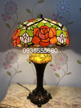 Đèn tiffany hai thân hoạ tiết hoa hồng