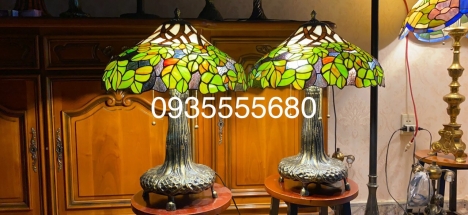 Thanh lý nhanh gọn lẹ đôi đèn tiffany hoạ tiết hoa mua thu