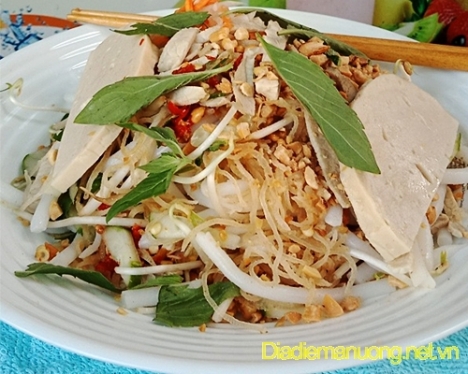 Gỏi Cuốn Chay, Bánh Tầm Chay, Sinh Tố Nước Ép