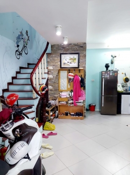 Ngõ 38/58 xuân la, Tây Hồ,Hn,mặt tiền to, ô tô tránh 20m