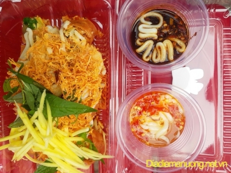 Bánh Tráng Cuốn Pho Mai, Bánh Tráng Nướng Thập Cẩm Ngon Quận 4