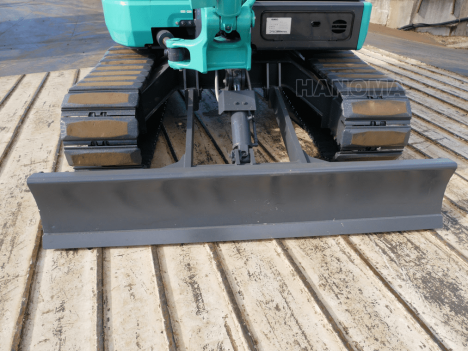 Bán máy xúc đào KOBELCO SK55SR-6E