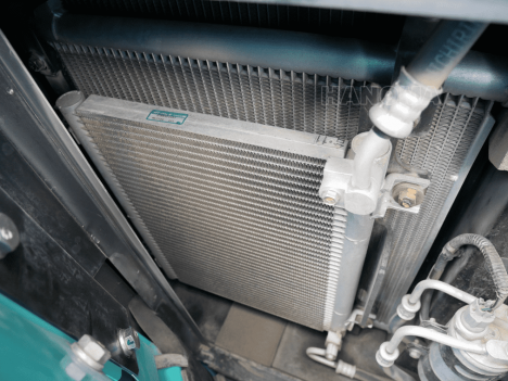 Bán máy xúc đào KOBELCO SK55SR-6E