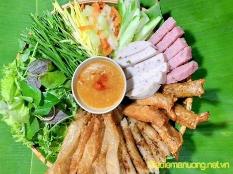 Quán Nem Nướng, Bún Chả Cá Nha Trang Ngon Quận 2
