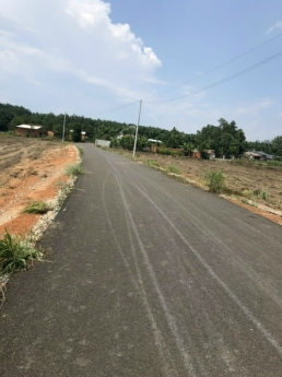 Bán đất 1500m2 gần sát đường DT753 giá rẻ.
