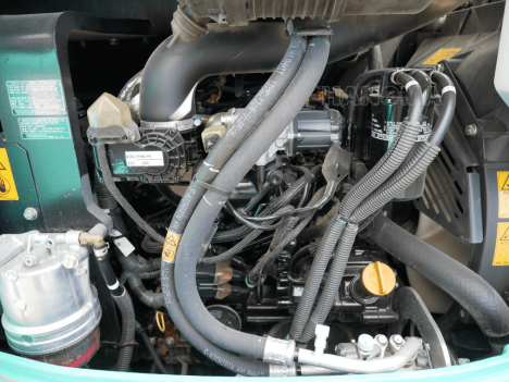 Bán máy xúc đào KOBELCO SK55SR-6E