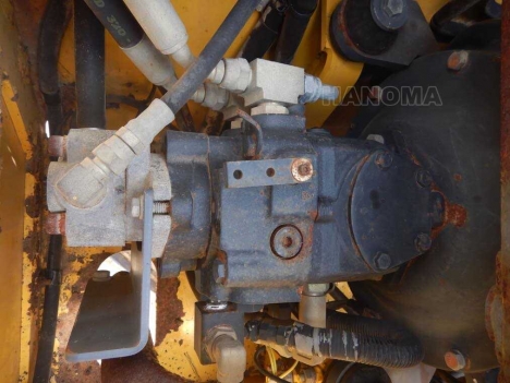 Bán xe lu rung KOMATSU JV40CW-5E0