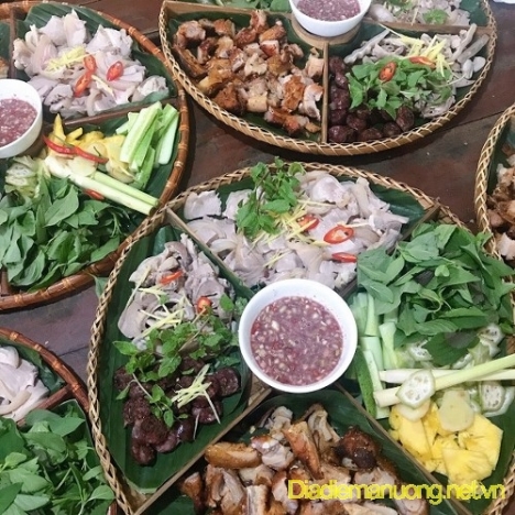 Nhà Hàng Sân Vườn Quận 9