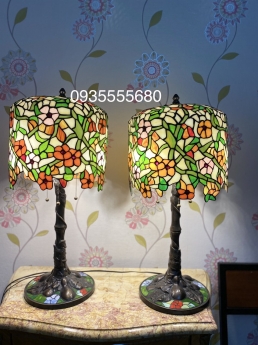 Giao lưu đôi đèn tiffany hoa rủ hàng mỹ
