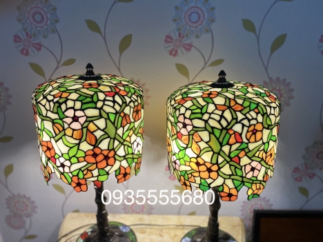 Giao lưu đôi đèn tiffany hoa rủ hàng mỹ