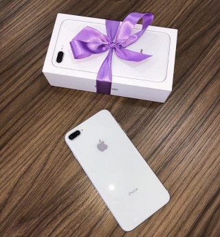 Iphone 8 plus 64gb quốc tế giá chỉ 7.990k