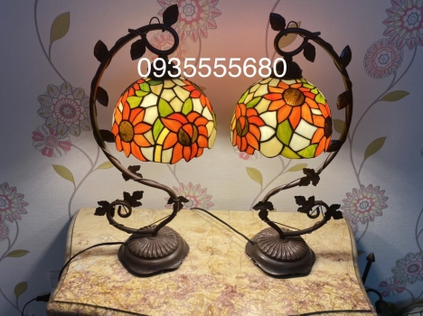Giao lưu đôi đèn tifany hoạ tiết hoa hướng dương