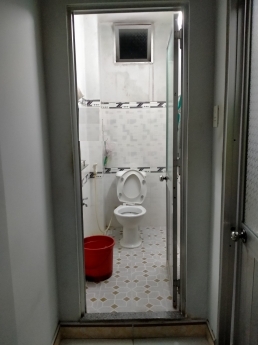 Nhà 1 trệt 1 lầu, 4x17, ngay UBND huyện hóc môn, hẻm xe hơi