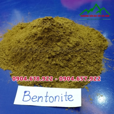 Bentonite làm phụ gia cho thức ăn chăn nuôi.