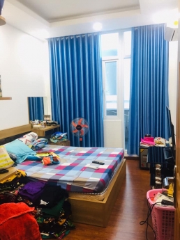 NP 1031 Nhà đẹp 5 tầng Quận 1, gần mặt tiền đường, nở hậu, giá tốt hàng ngộp