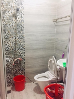 NP 1031 Nhà đẹp 5 tầng Quận 1, gần mặt tiền đường, nở hậu, giá tốt hàng ngộp