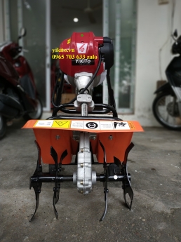 Máy xới đất mini nhỏ gọn phù hợp mọi đối tượng Yikito GX50 chạy xăng.
