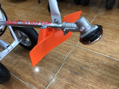 Máy cắt cỏ đẩy tay Yikito GX35 thật tuyệt vời.