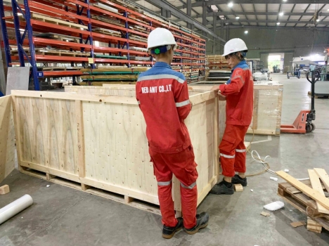 Đóng gói hàng hóa chuyển hàng đi mỹ tại Hà Nội