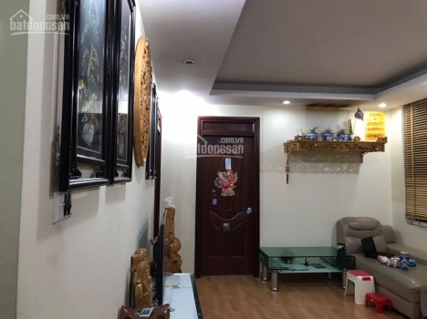 Gia đình tôi cần bán chung cư Cổ Nhuế căn 71m2, 02PN, hướng Đông Nam, 1,950 tỷ