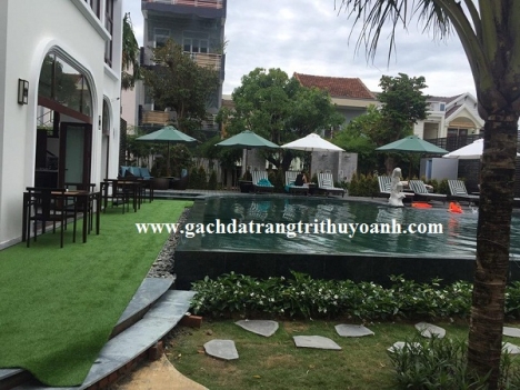 Đá thớt sân vườn, đá thớt tự nhiên bước đi