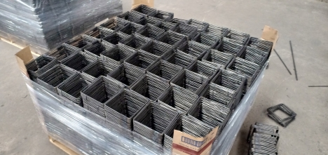 Đai thép vuông và chữ nhật