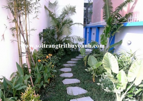 Đá thớt sân vườn, đá thớt tự nhiên bước đi