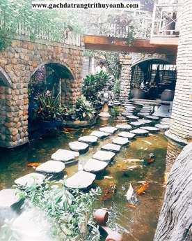 Đá thớt sân vườn, đá thớt tự nhiên bước đi