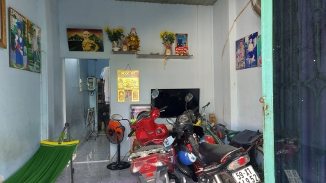 Nhà quận 9 chỉ 750tr, liên hệ ngay ah!